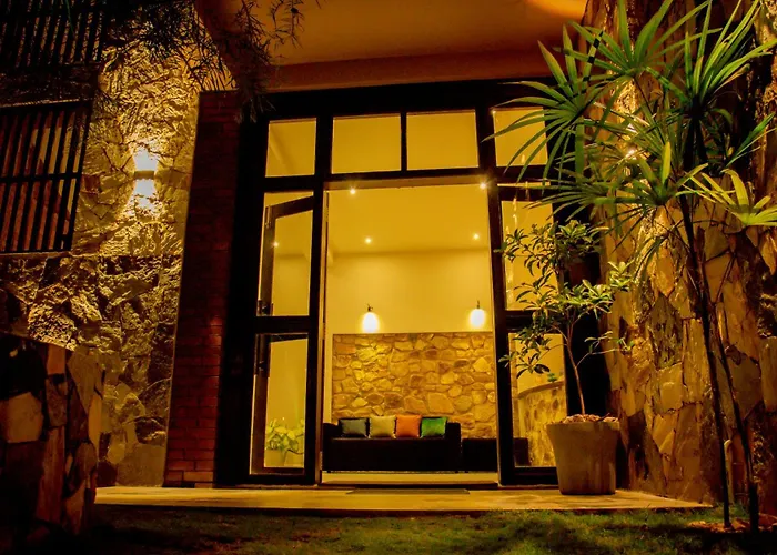 Ever Breeze Ella Hotel